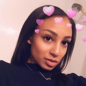 Meet your Posher, Jasmine